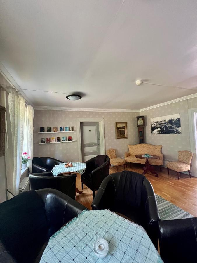 Stf Korroe Gardshotell - B&B Linneryd Bagian luar foto