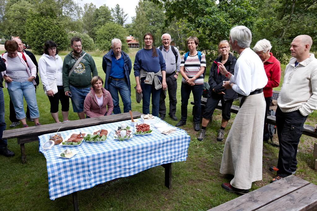 Stf Korroe Gardshotell - B&B Linneryd Bagian luar foto